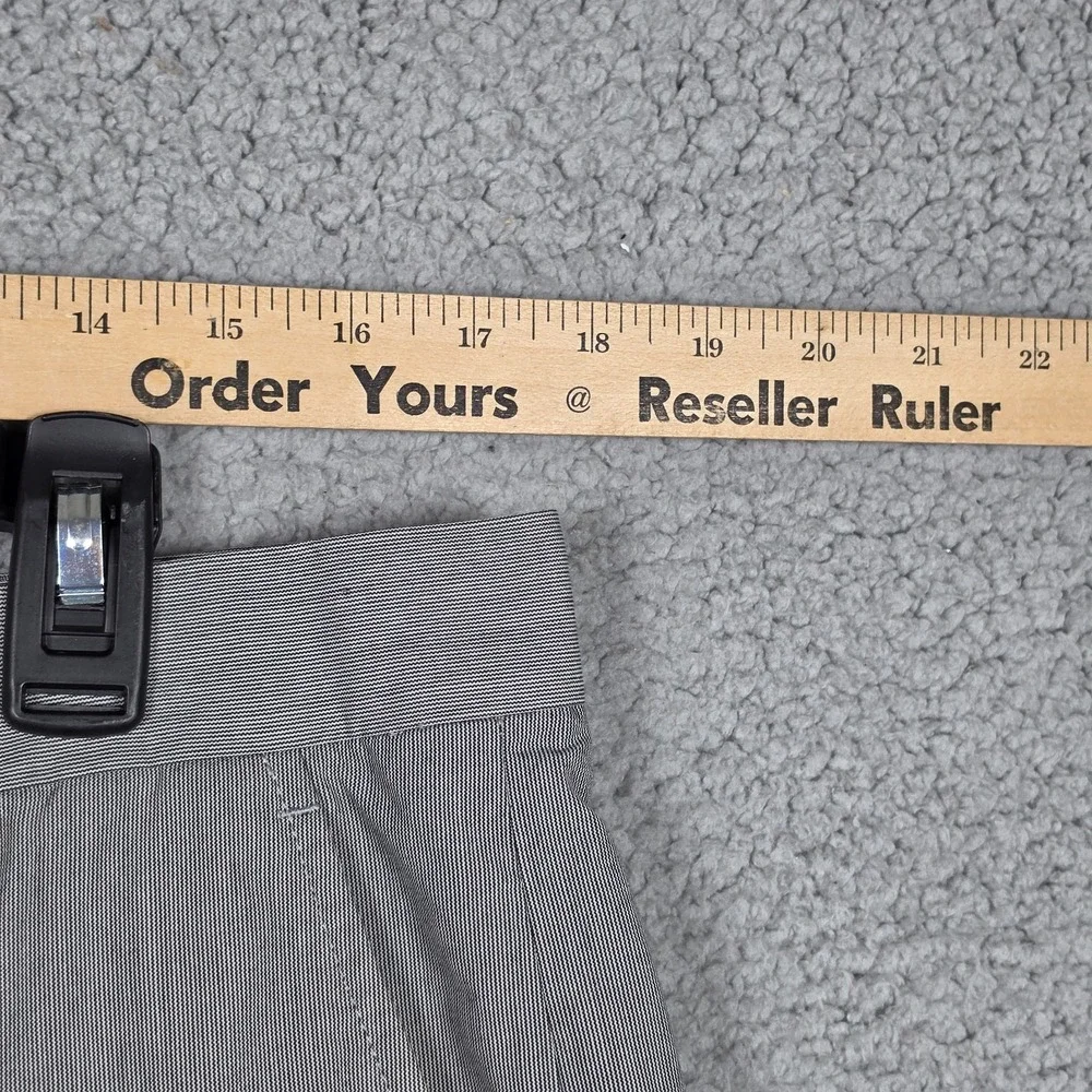 Banana Republic Pants Mens Size 34x32 Gray Pin Striped Straight Fit 100% Cotton